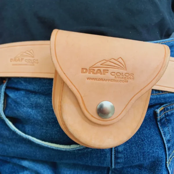 Porta Brújula de cuero - Draf Color Imaging