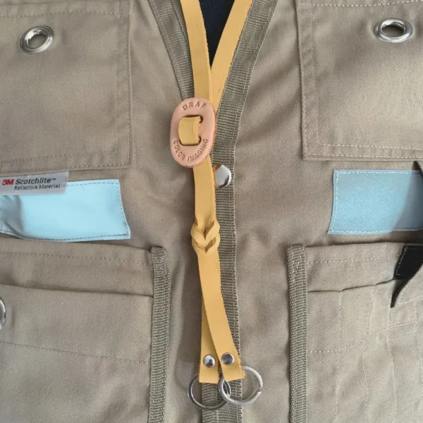 Sujetador Porta Lupa con dos anillos de cuero - Draf Color Imaging